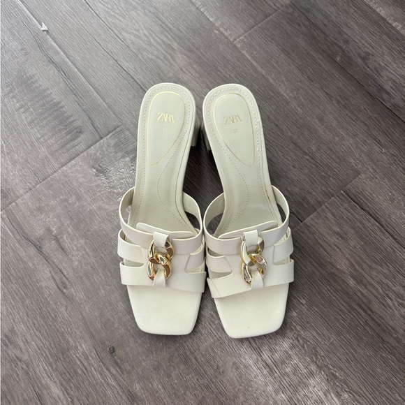 Zara Cream & Gold Sandals - Picture 1 of 7